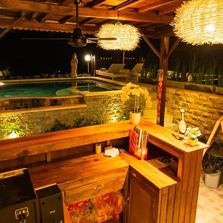The Pyramid Ubud River Villas กีอันยาร์ ภายนอก รูปภาพ