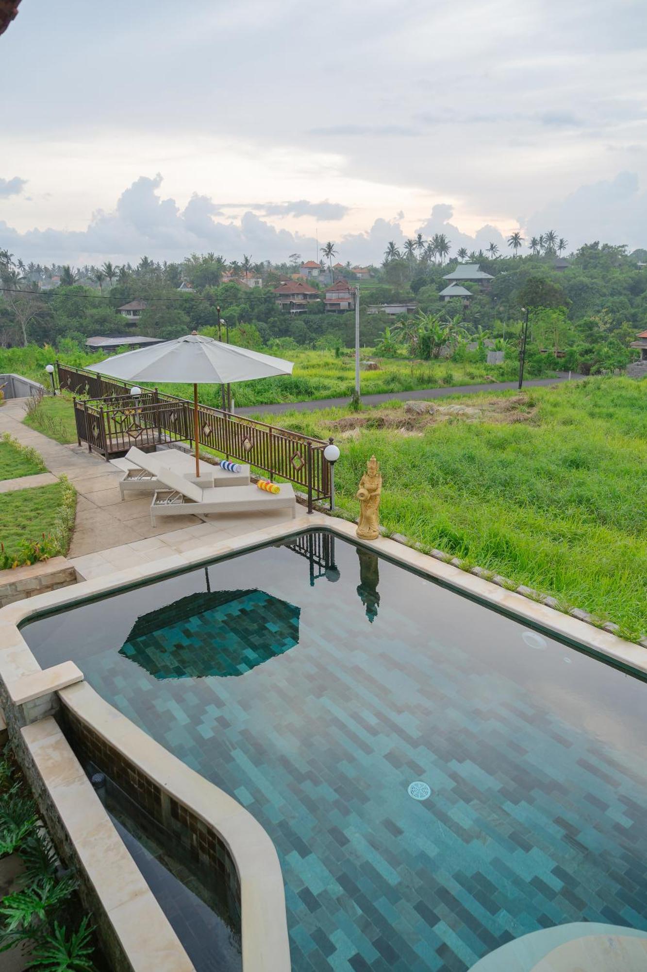 The Pyramid Ubud River Villas กีอันยาร์ ภายนอก รูปภาพ