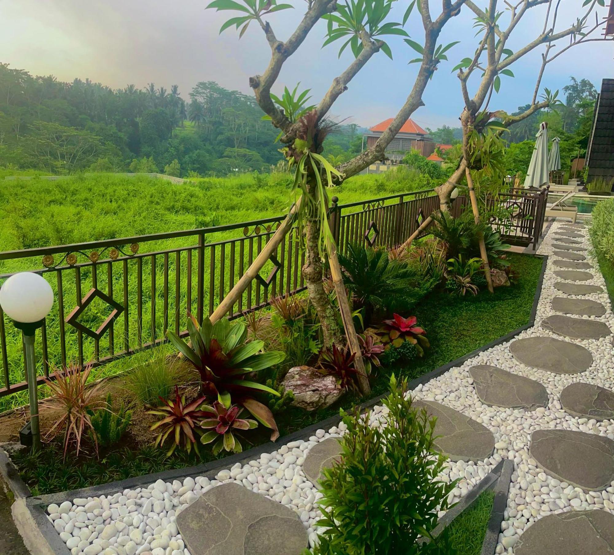 The Pyramid Ubud River Villas กีอันยาร์ ภายนอก รูปภาพ